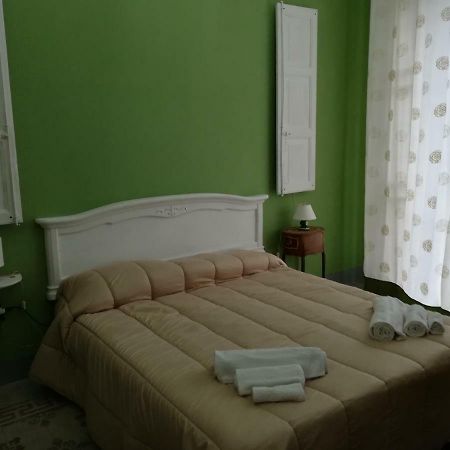 شقة Casa In Palazzo Graffeo Erika باليرمو المظهر الخارجي الصورة