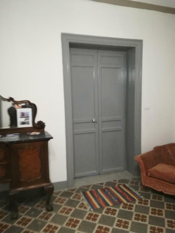 شقة Casa In Palazzo Graffeo Erika باليرمو المظهر الخارجي الصورة